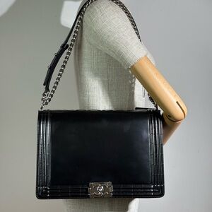 CHANEL Black Calfskin Leather Boy Flap Bag SHW Large